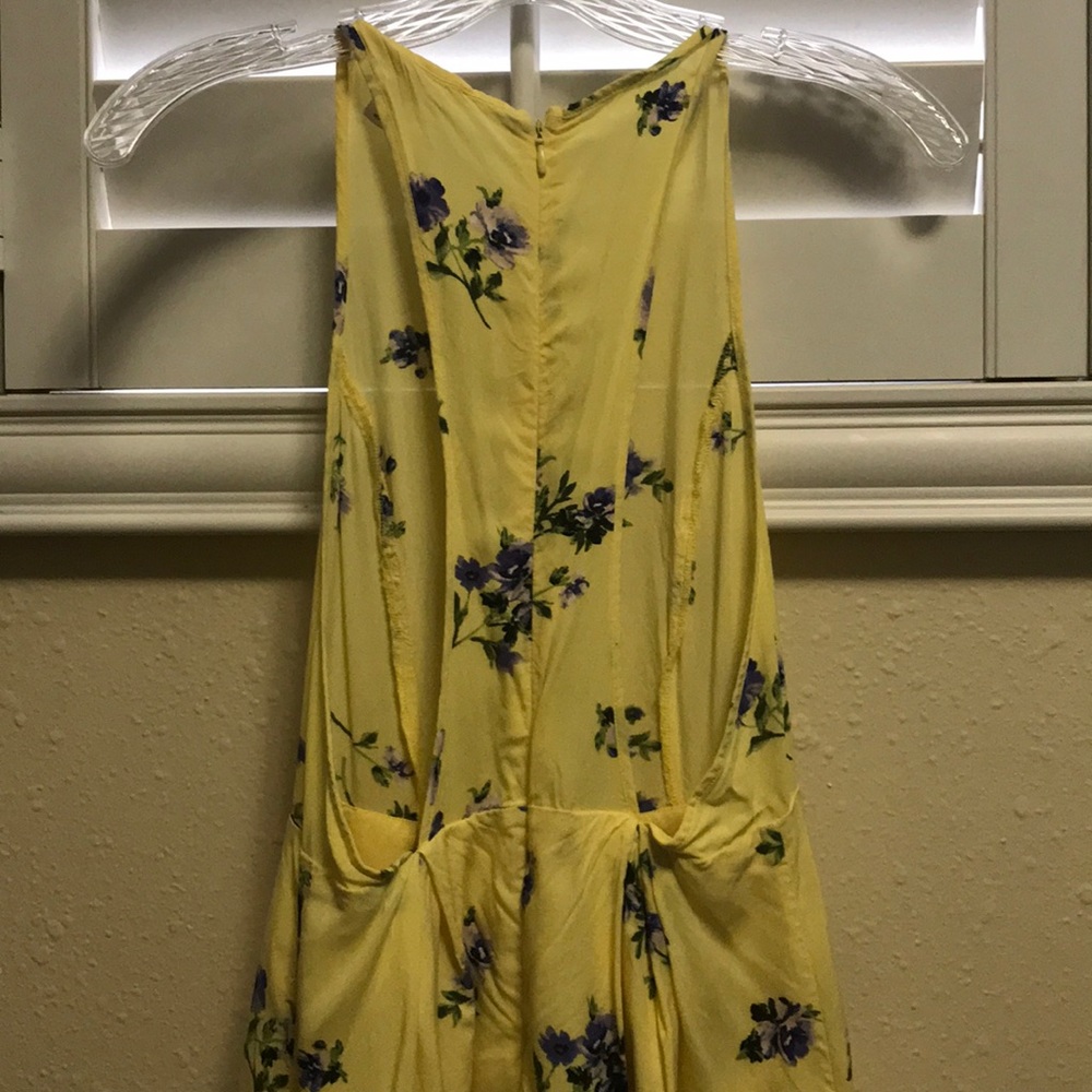 Yellow Spring, skater dress. Size: Small. - Picture 4 of 7